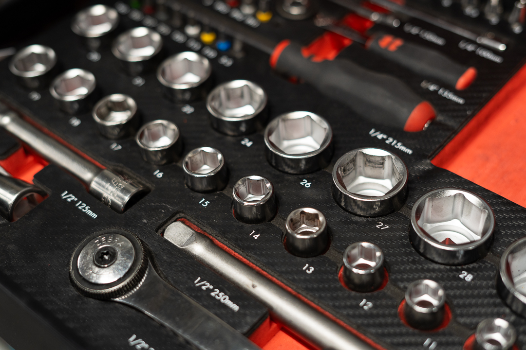 Entretien moto BMW réalisé dans le garage moto Libourne